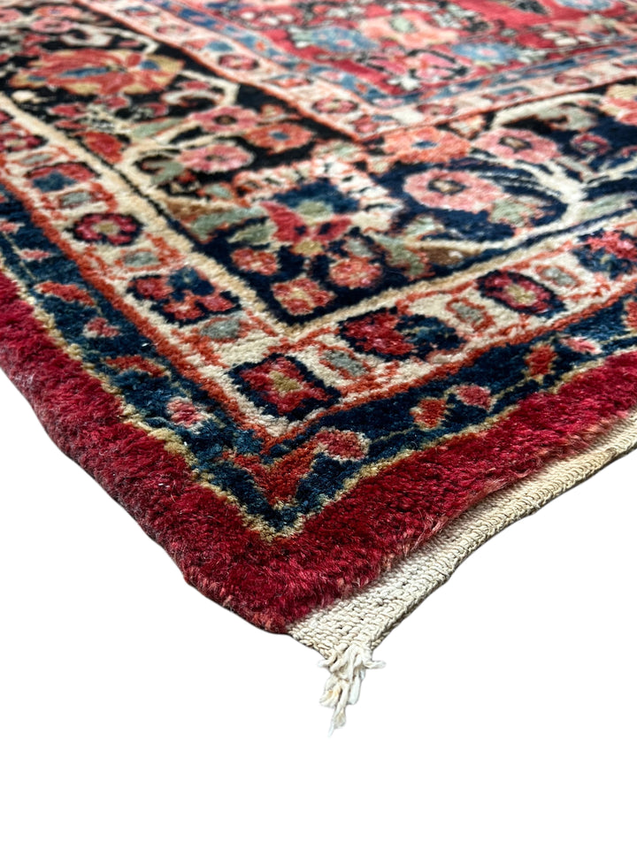 Red &amp; Navy Floral Sarouk Style Rug – 6’5” x 9’0”