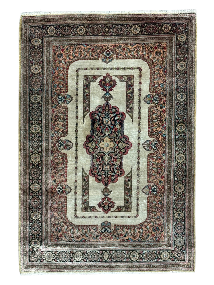 Ivory &amp; Soft Peach Silk Qum Rug – Circa 1960 – 3’5” x 5’1”