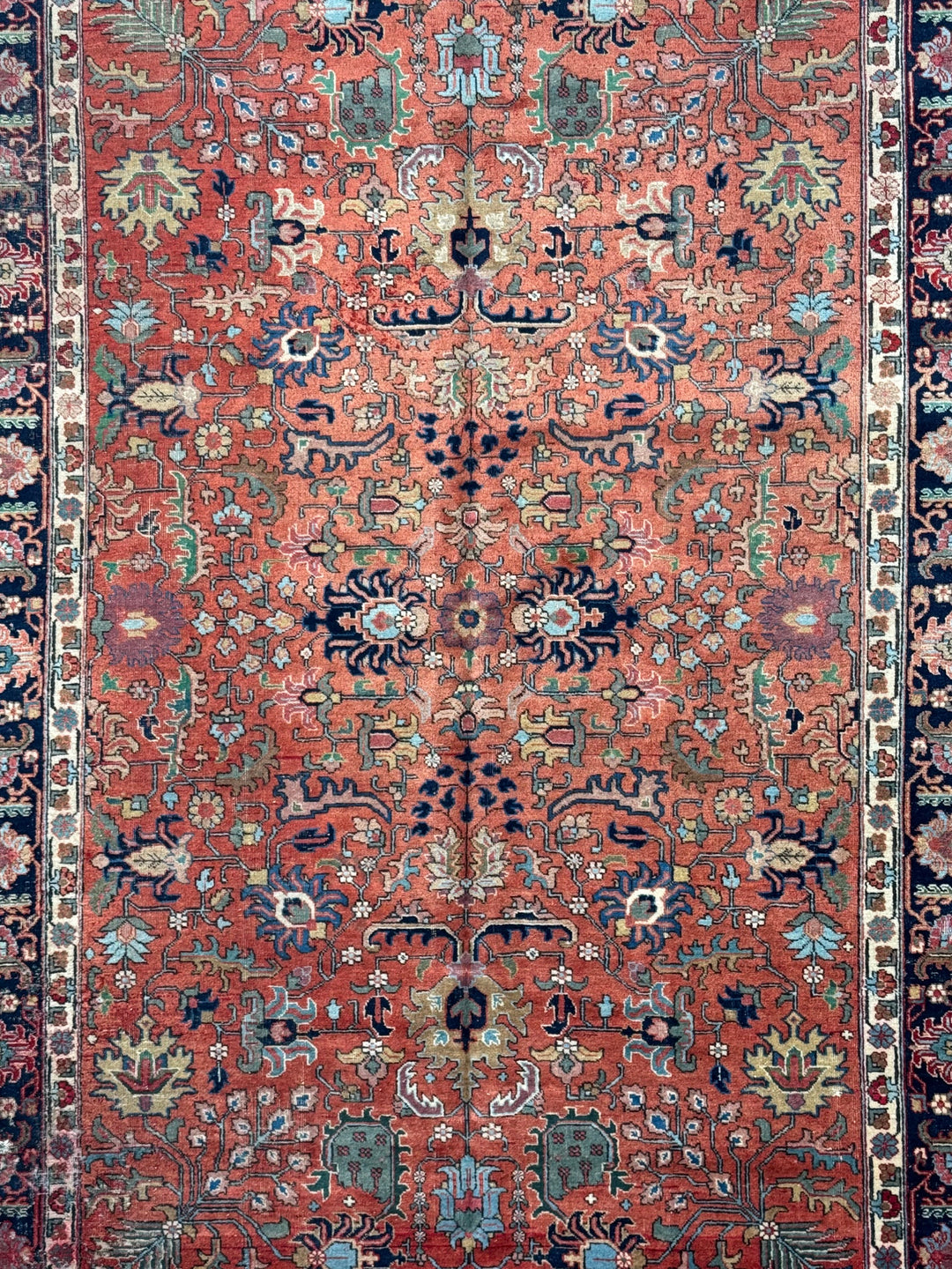 Rust &amp; Navy Floral Heriz Rug – Circa 1920 | 7’0” × 10’4”