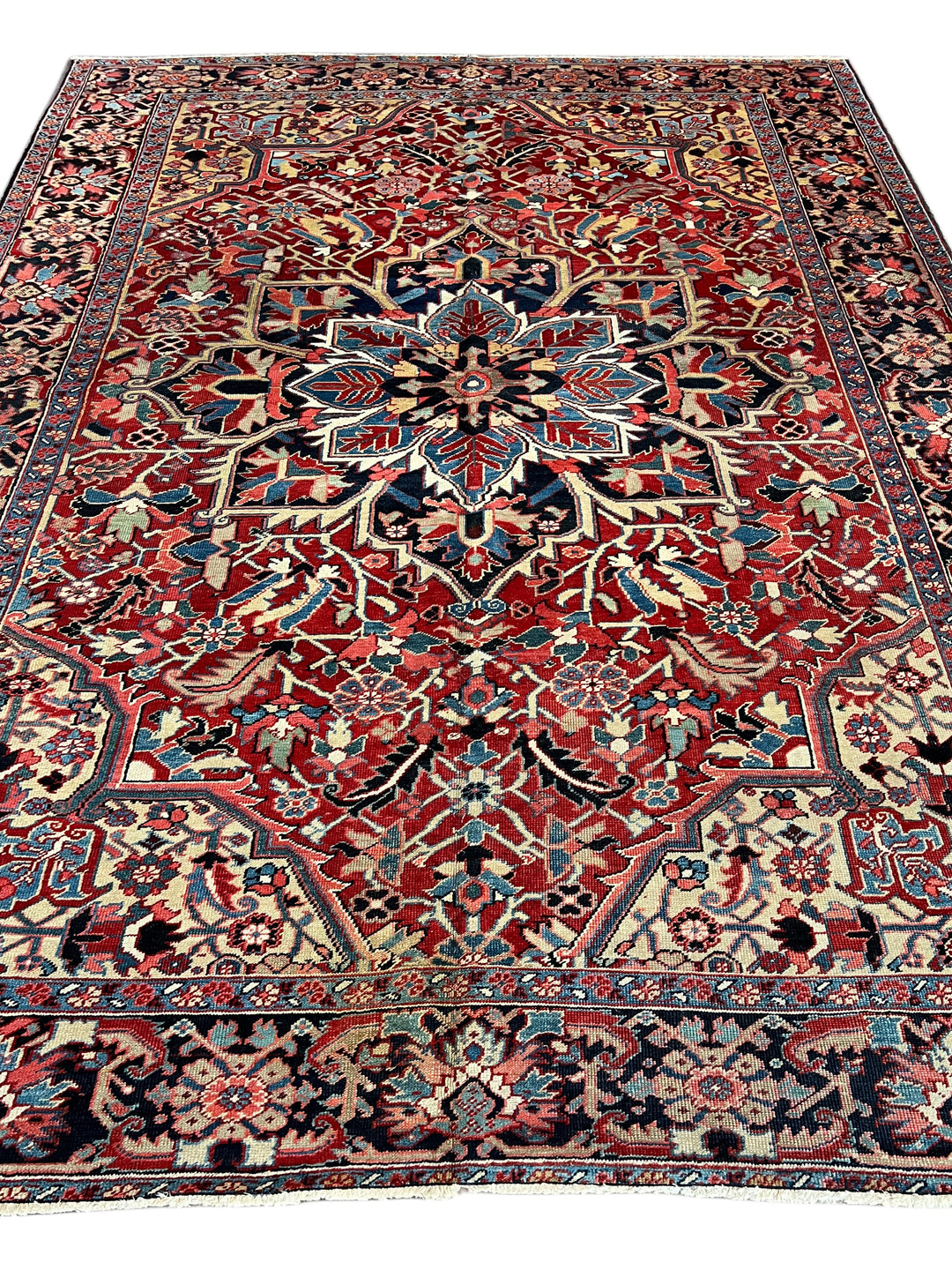 Red &amp; Navy Medallion Heriz Rug – Circa 1930 | 8’6” × 11’7”
