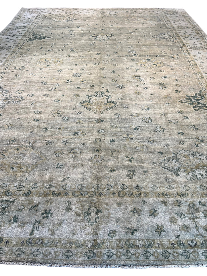 Soft Gray - Green &amp; Ivory Oversized Ushak Style Rug – 13’6” × 18’6”