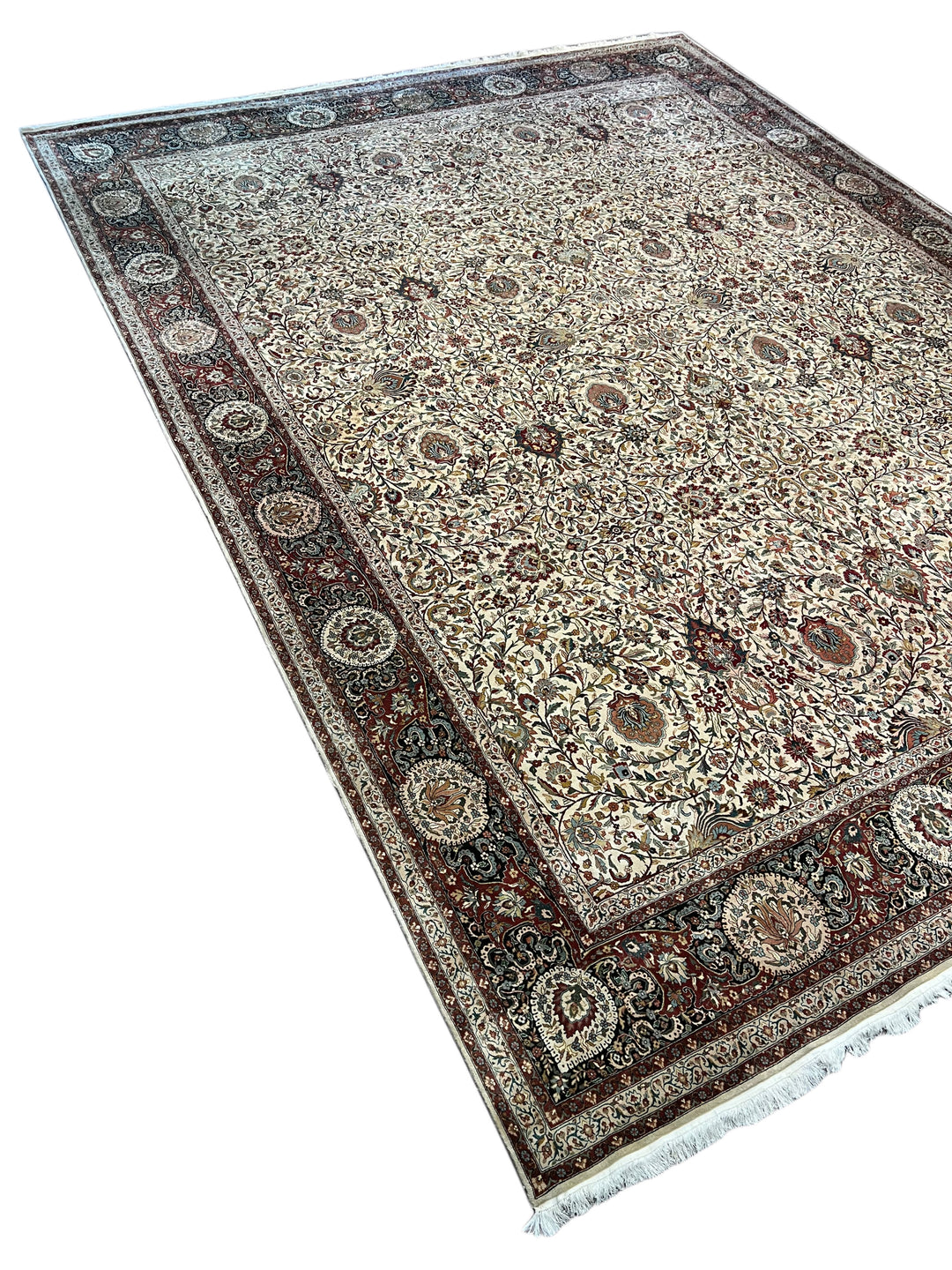 Ivory &amp; Burgundy Oversized Indian Agra Rug – 15’1” × 19’9”