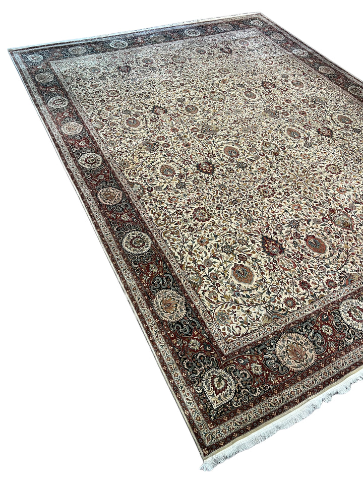 Ivory &amp; Burgundy Oversized Indian Agra Rug – 15’1” × 19’9”