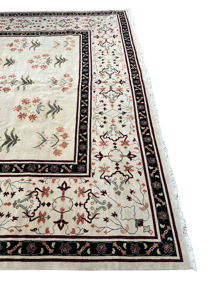 Ivory, Burgundy &amp; Black Indian Agra Rug – 11’10” × 17’3”