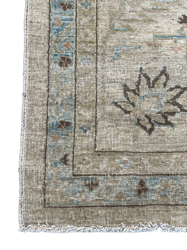 Soft Beige &amp; Light Blue Floral Wool Rug – 10’5” × 13’9”
