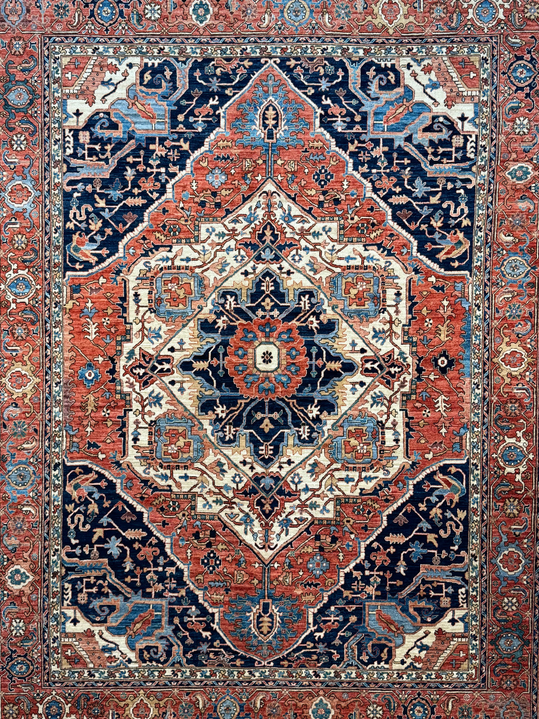 Navy, Rust &amp; Ivory Heriz Style Wool Rug – 8’11” x 11’11”