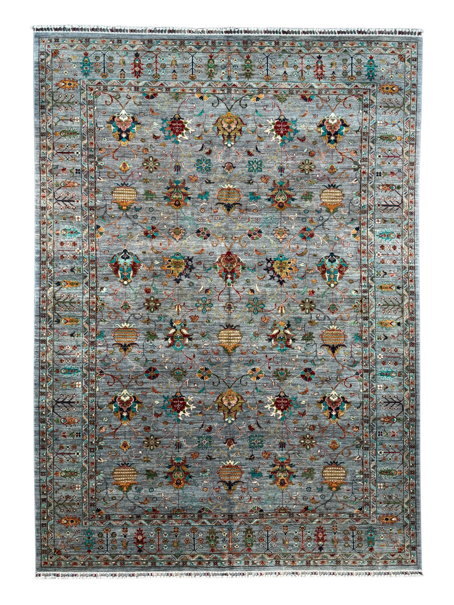 Soft Grey & Multicolor Traditional Floral Wool Rug – 8’3” x 11’5”