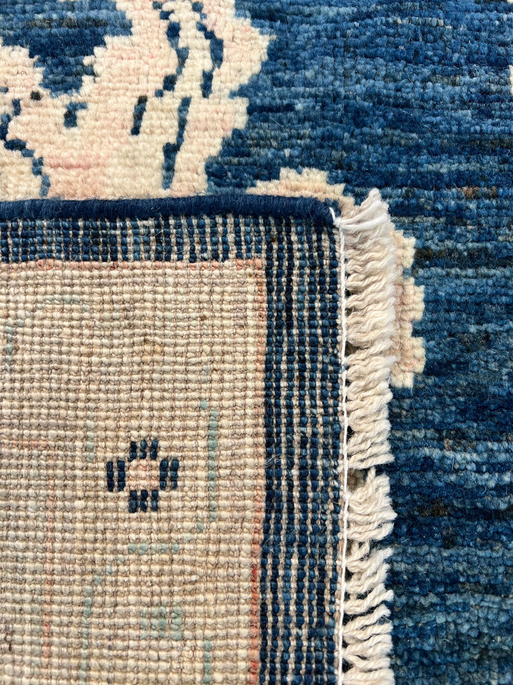 Deep Navy &amp; Ivory Floral Ushak Wool Rug – 8’0” x 9’10”