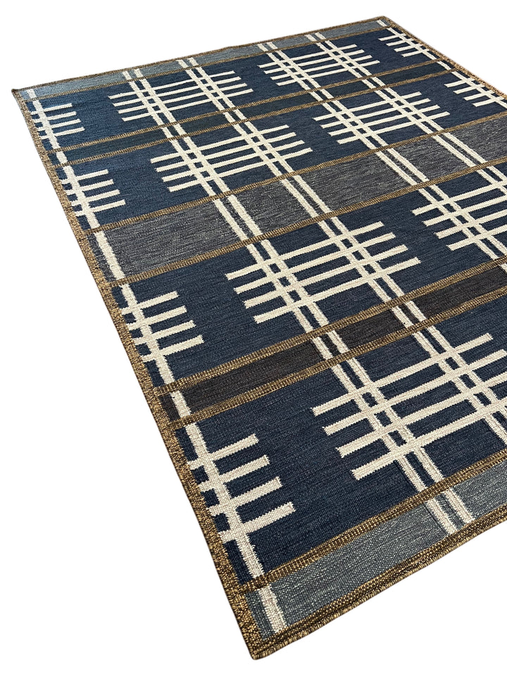 Navy Blue &amp; Ivory Geometric Plaid Wool Rug – 8’2” x 10’0”