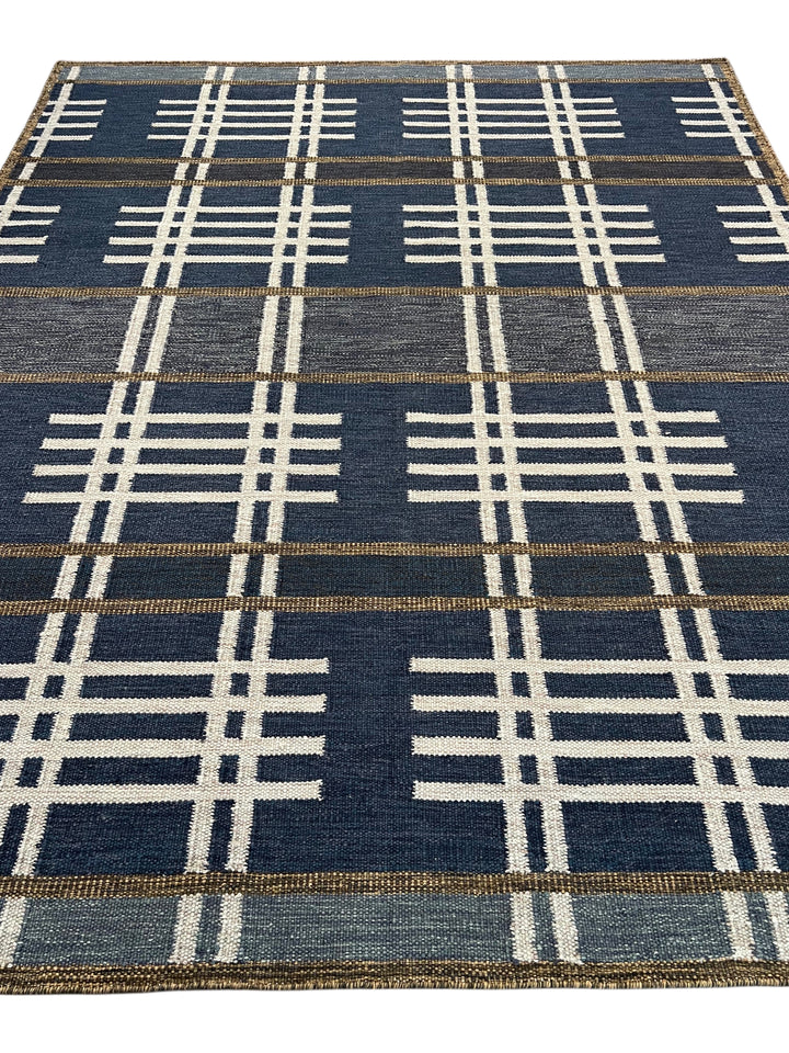 Navy Blue &amp; Ivory Geometric Plaid Wool Rug – 8’2” x 10’0”