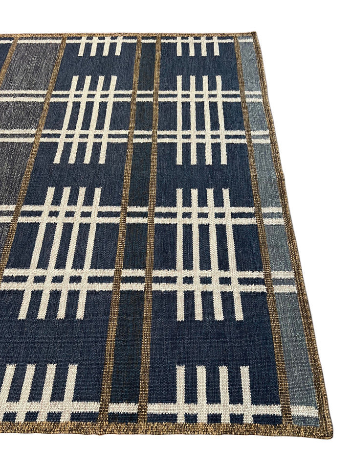 Navy Blue &amp; Ivory Geometric Plaid Wool Rug – 8’2” x 10’0”