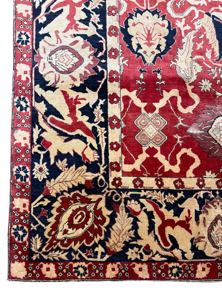 Ruby Red Floral Design Agra Style Wool Rug – 9’9” x 13’9”