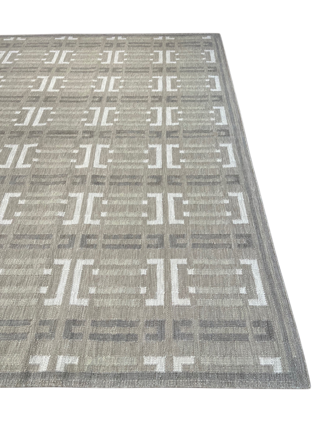 Taupe Gray &amp; Ivory Geometric Pet-Friendly Flatweave Rug – 11’6” x 14’10”