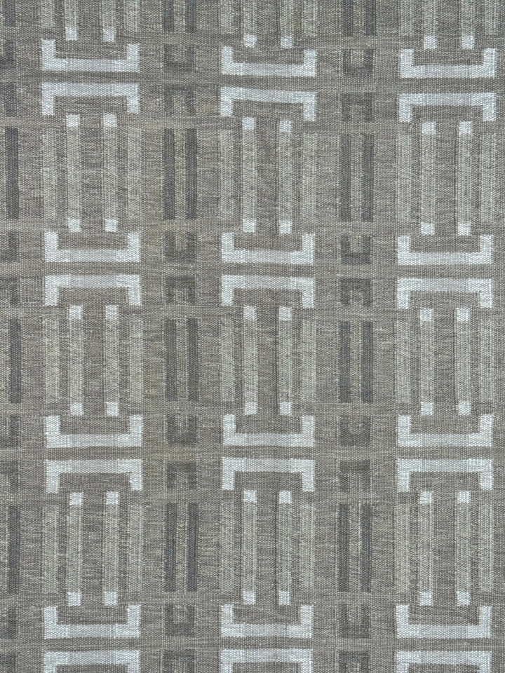 Taupe Gray &amp; Ivory Geometric Pet-Friendly Flatweave Rug – 9’8” x 13’10”