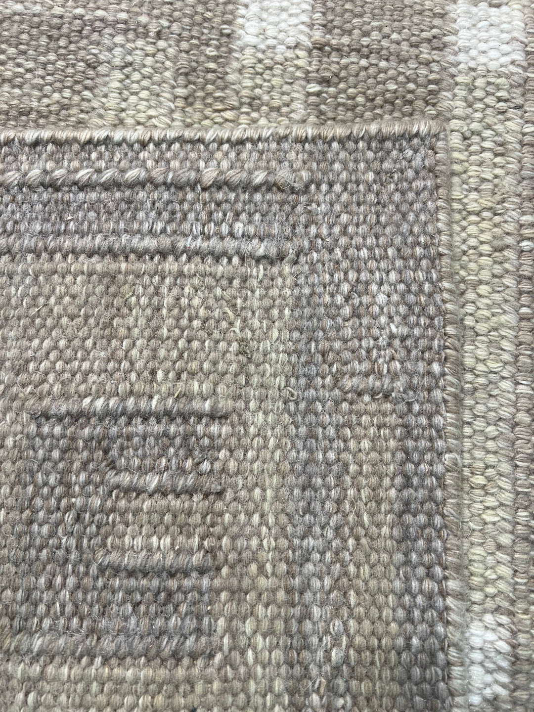 Taupe Gray &amp; Ivory Geometric Pet-Friendly Flatweave Rug – 9’8” x 13’10”