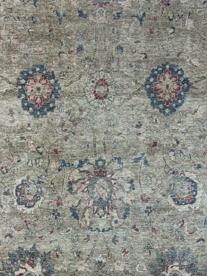 Soft Sage &amp; Deep Blue Antique-Look Floral Rug – 8’11” x 11’9”