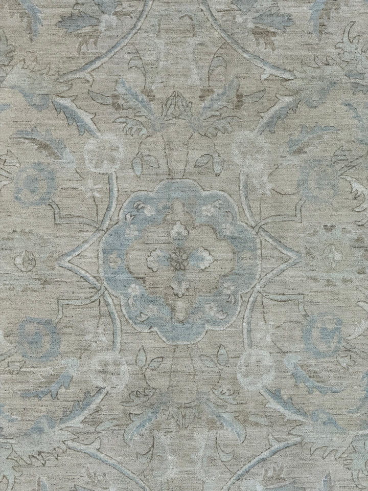 Soft Blue &amp; Taupe Fine-Weave Floral Rug – 8’9” x 12’2”