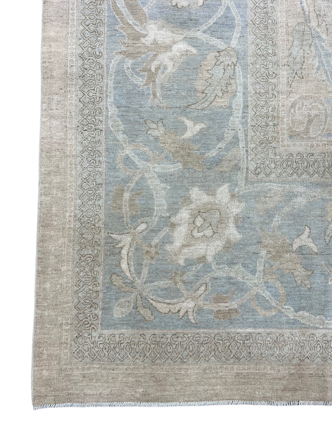 Soft Blue &amp; Taupe Fine-Weave Floral Rug – 8’9” x 12’2”