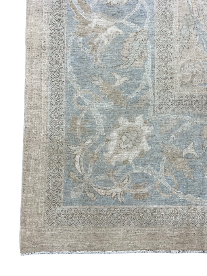 Soft Blue &amp; Taupe Fine-Weave Floral Rug – 8’9” x 12’2”
