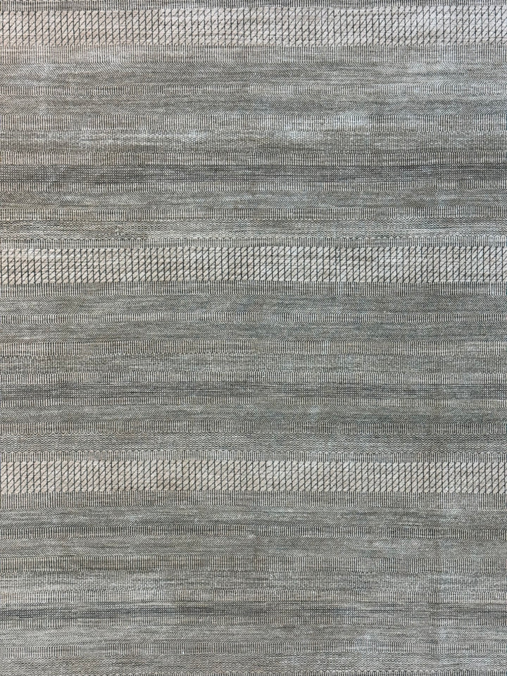 Gray &amp; Taupe Textured Geometric Wool Rug – 8’10” x 12’4”