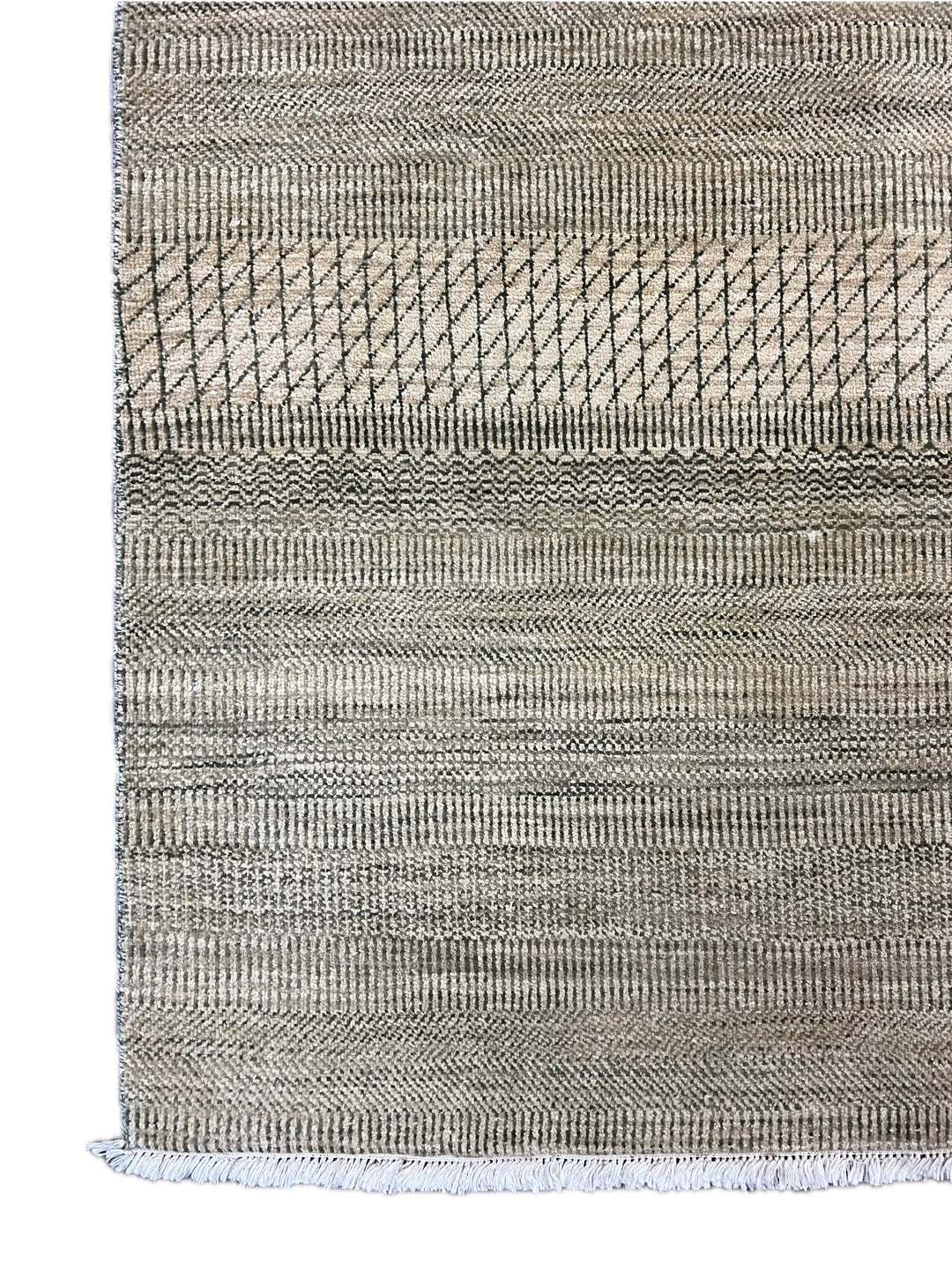Gray &amp; Taupe Textured Geometric Wool Rug – 8’10” x 12’4”