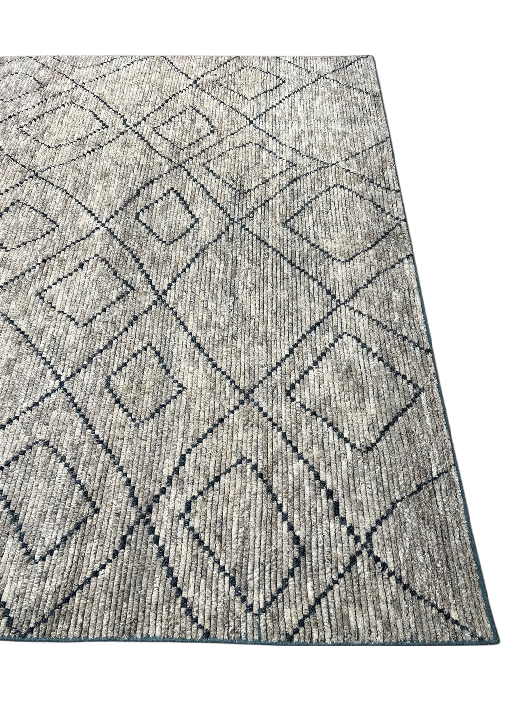 Gray &amp; Charcoal Geometric Diamond - Moroccan Style - Wool Rug – 8’11” x 9’1”