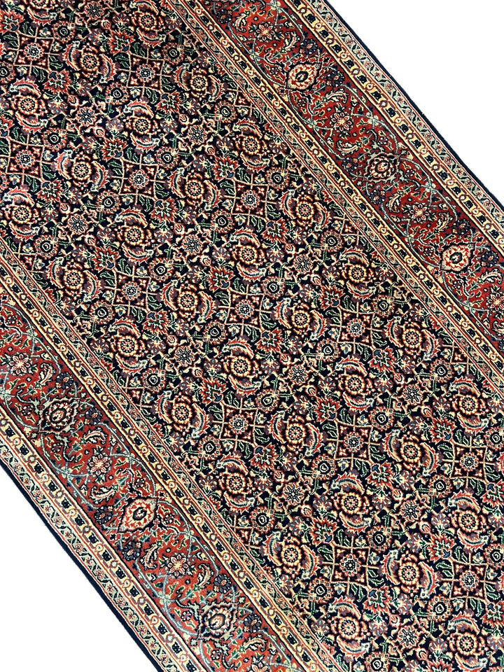 Navy &amp; Rust Floral Classic Agra Runner Rug – 4’0” x 15’1”