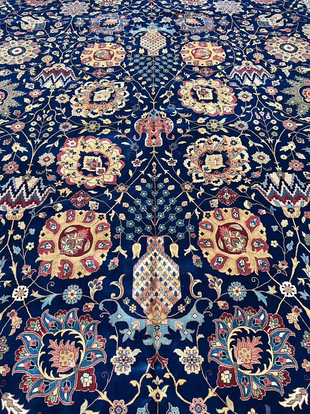 Navy Blue &amp; Burgundy Agra Style Floral Rug – 14’ x 19’