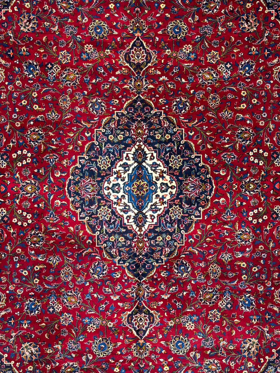 Red &amp; Navy Kashan Style Medallion Rug – 11’1” x 16’7”