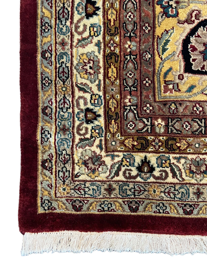 Burgundy &amp; Gold Floral Agra Style Rug – 11’11” x 15’1”