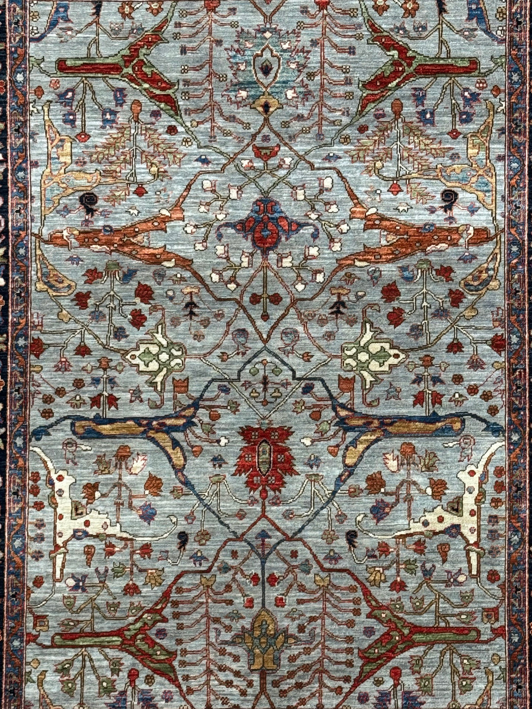 The Seraphina – Sky Blue &amp; Midnight Navy Botanical Rug – 5’1” x 6’8”