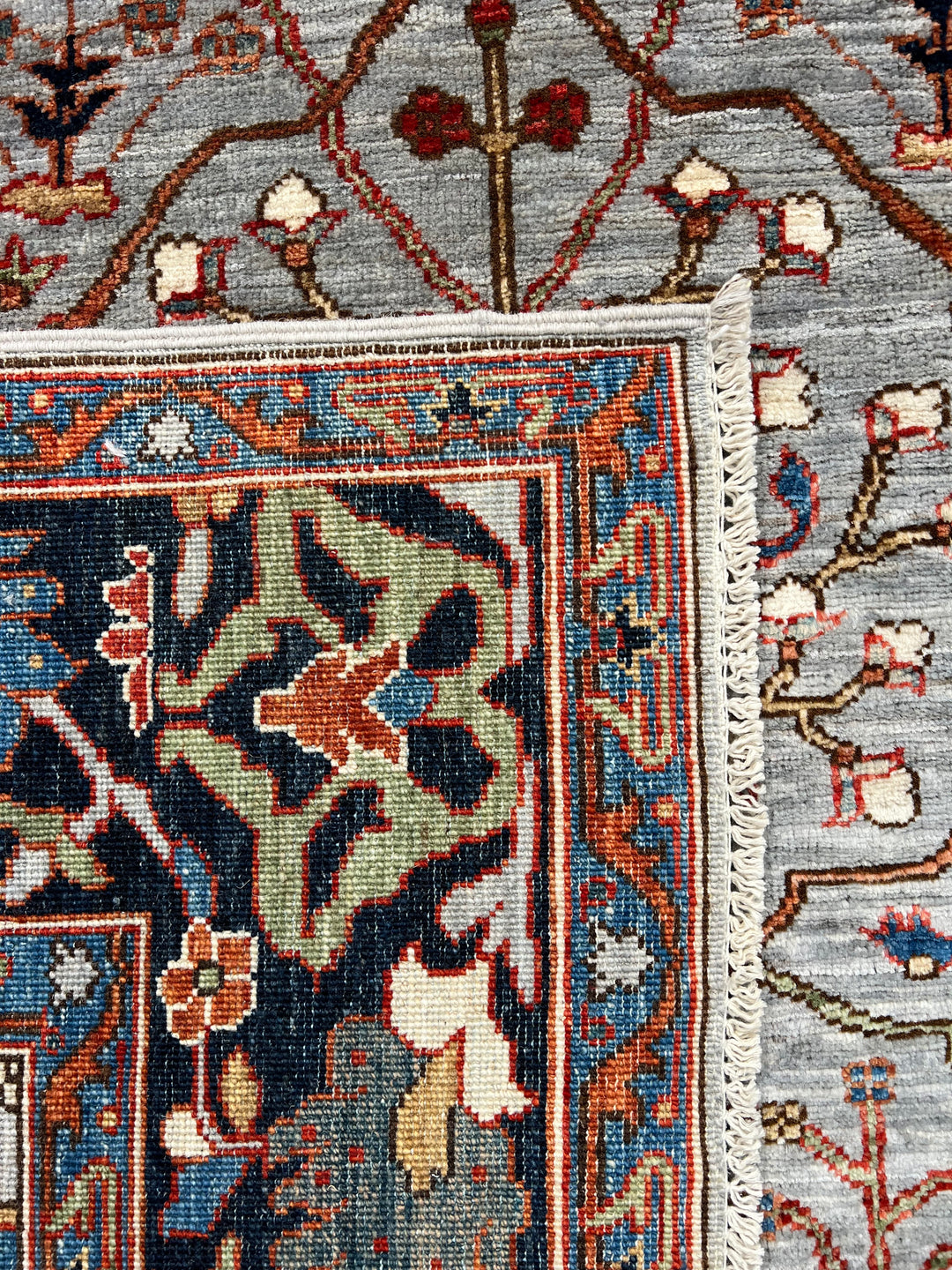 The Seraphina – Sky Blue &amp; Midnight Navy Botanical Rug – 5’1” x 6’8”
