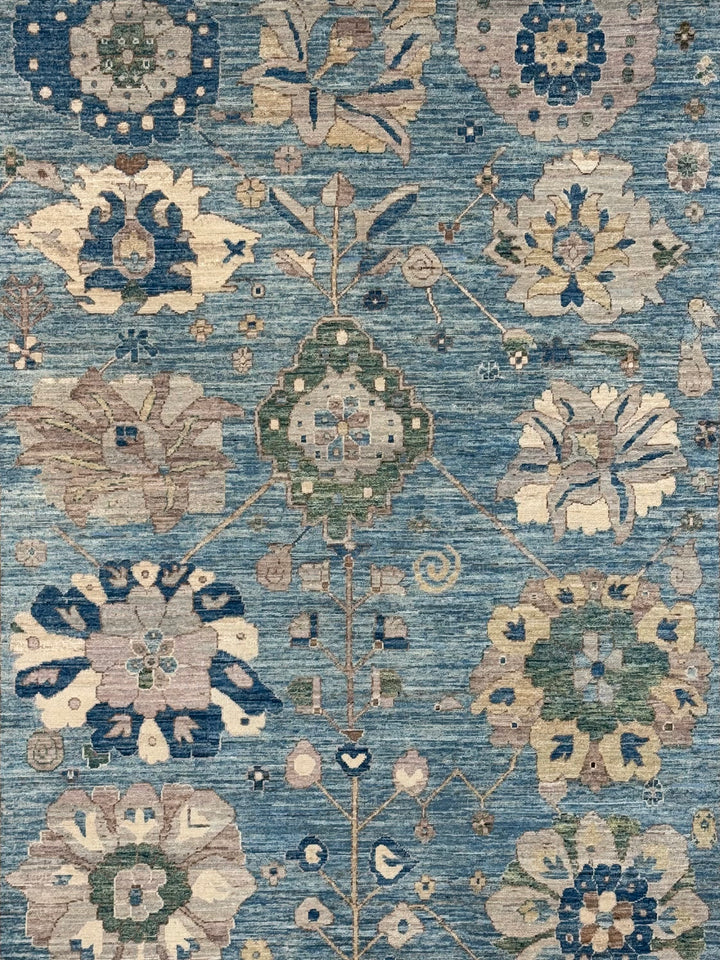 The Celestine – Soft Blue &amp; Ivory Botanical Rug – 5’1” x 7’10”