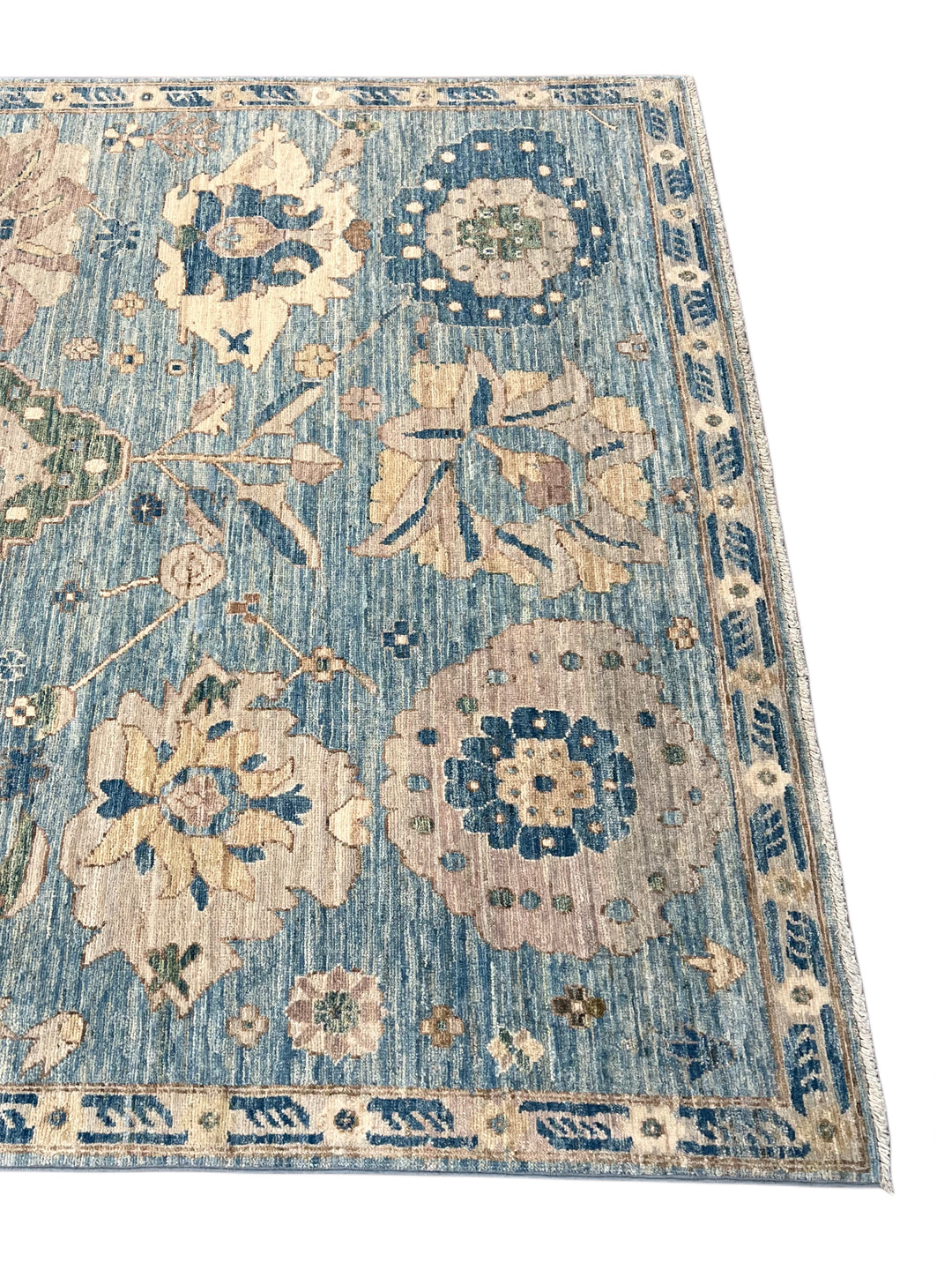 The Celestine – Soft Blue &amp; Ivory Botanical Rug – 5’1” x 7’10”