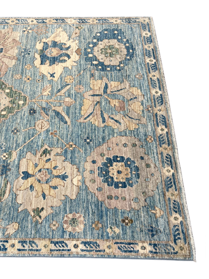 The Celestine – Soft Blue &amp; Ivory Botanical Rug – 5’1” x 7’10”