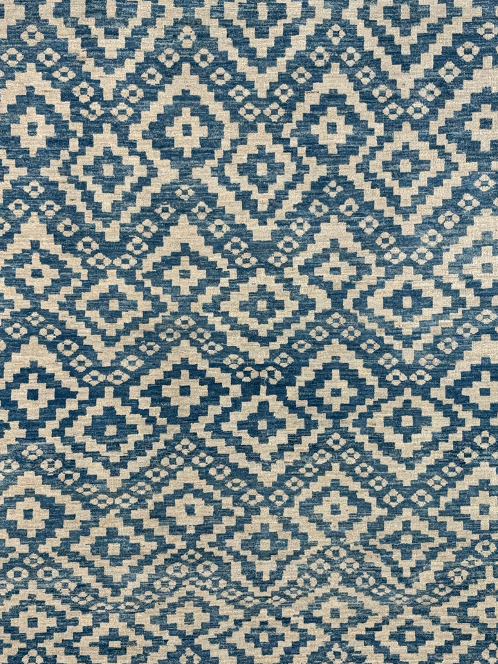 The Santorini – Ocean Blue &amp; Ivory Geometric Rug – 5’0” x 6’5”