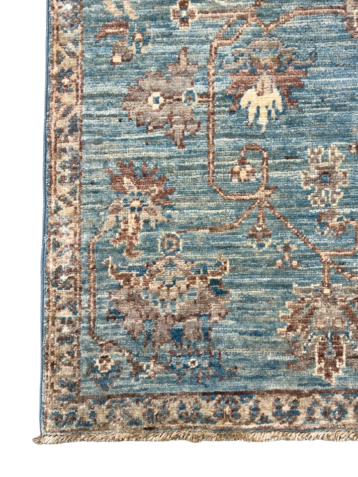 Azzurro – Aqua Blue &amp; Taupe Floral Rug – 3’4” x 4’11”
