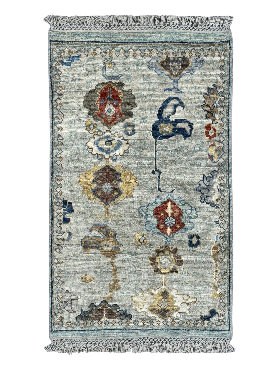 Serena – Pale Blue &amp; Ivory Ushak Style Rug – 3’0” x 5’0”