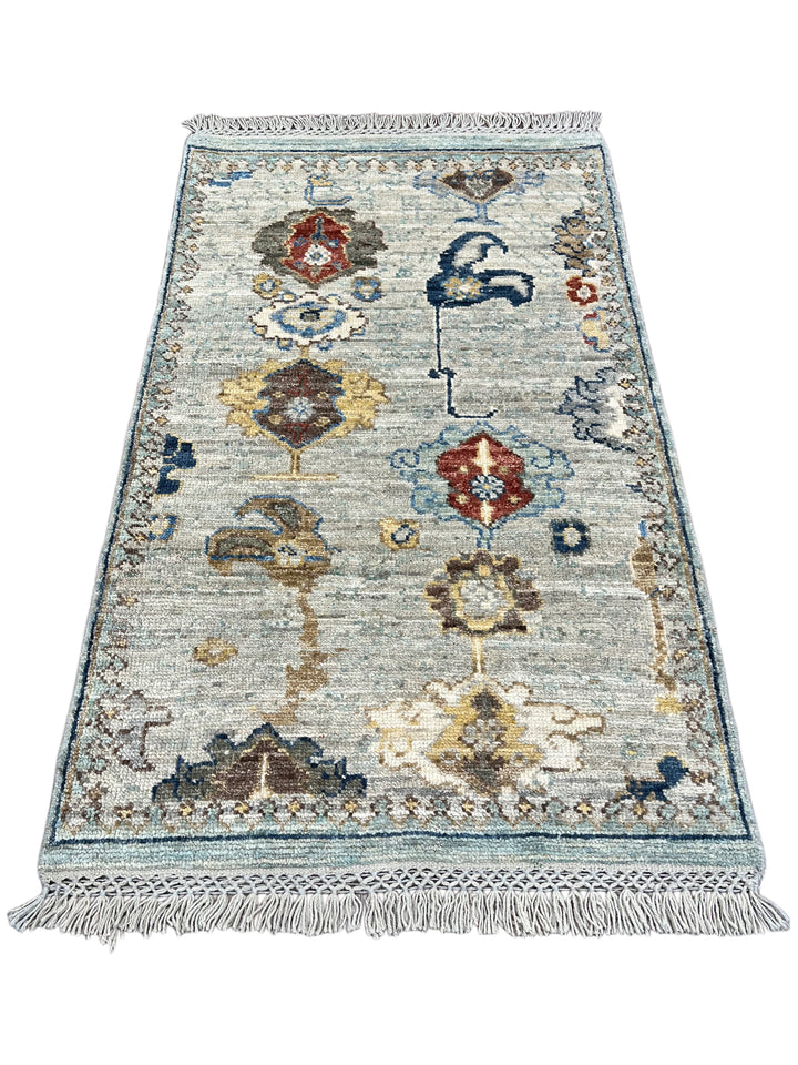 Serena – Pale Blue &amp; Ivory Ushak Style Rug – 3’0” x 5’0”