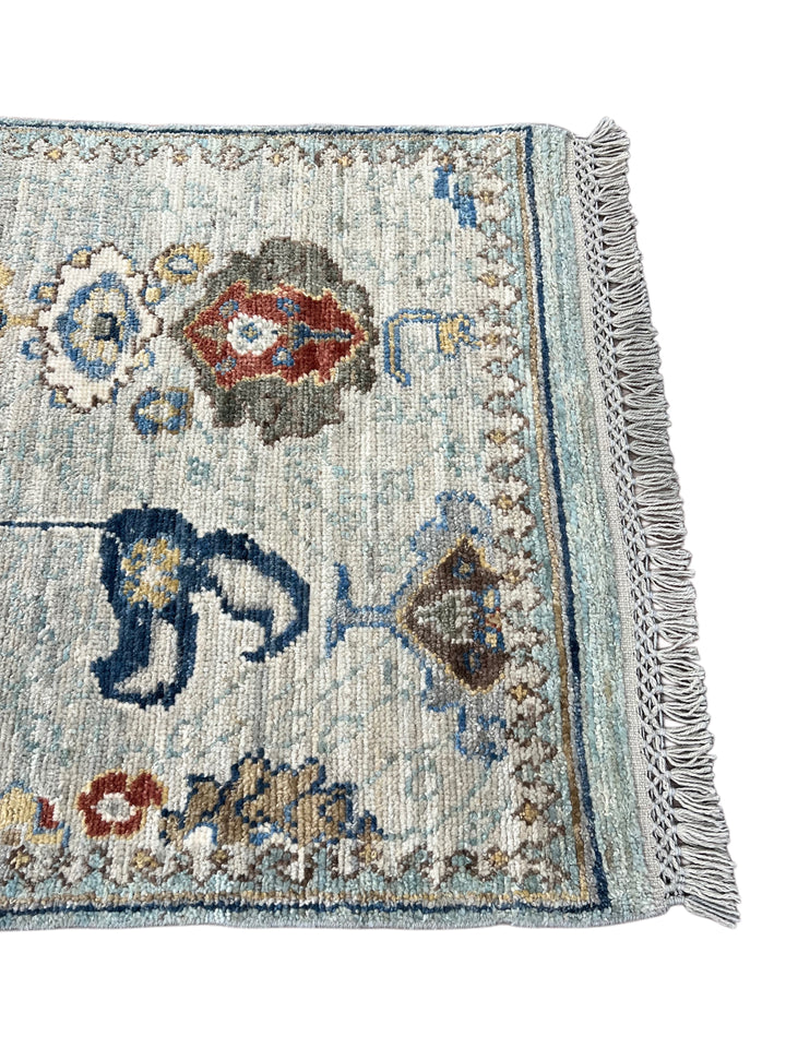 Serena – Pale Blue &amp; Ivory Ushak Style Rug – 3’0” x 5’0”