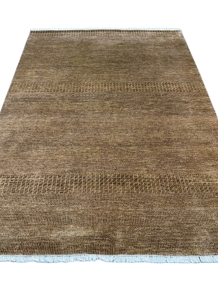 Soren – Taupe &amp; Mocha Textured Modern Rug – 5’0” x 6’10”