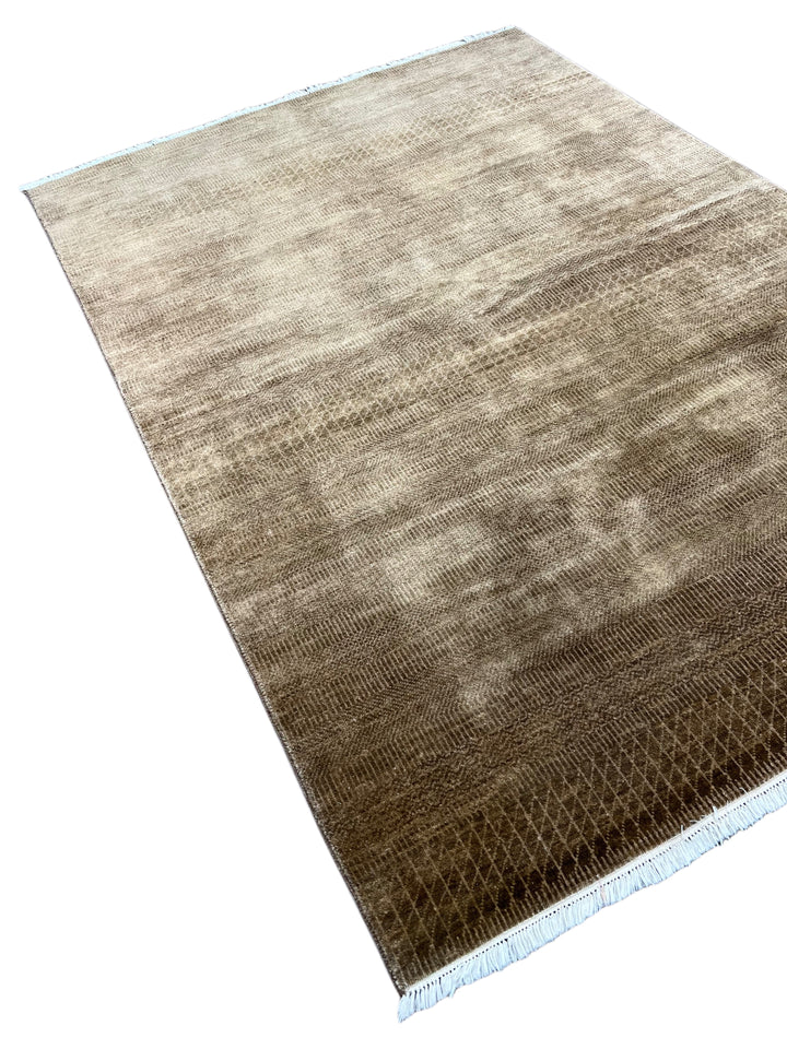 Soren – Taupe &amp; Mocha Textured Modern Rug – 5’0” x 6’10”