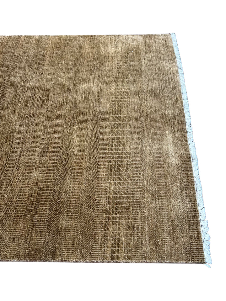 Soren – Taupe &amp; Mocha Textured Modern Rug – 5’0” x 6’10”