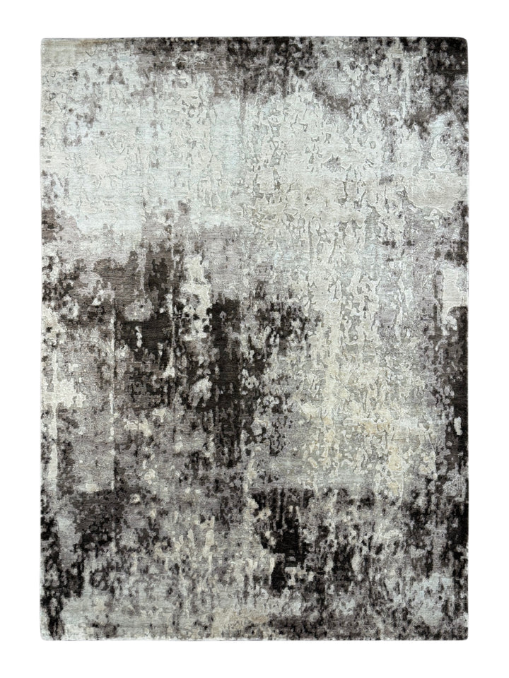 Silver Eclipse - Silver Gray &amp; Charcoal Abstract Modern Rug – 5’8” x 8’0”