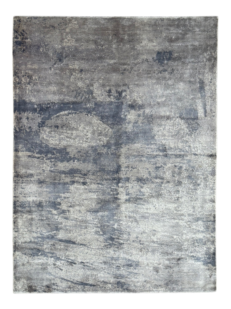Silver Horizon - Dusty Blue & Smoky Lavender Abstract Modern Rug – 5’7” x 7’5”