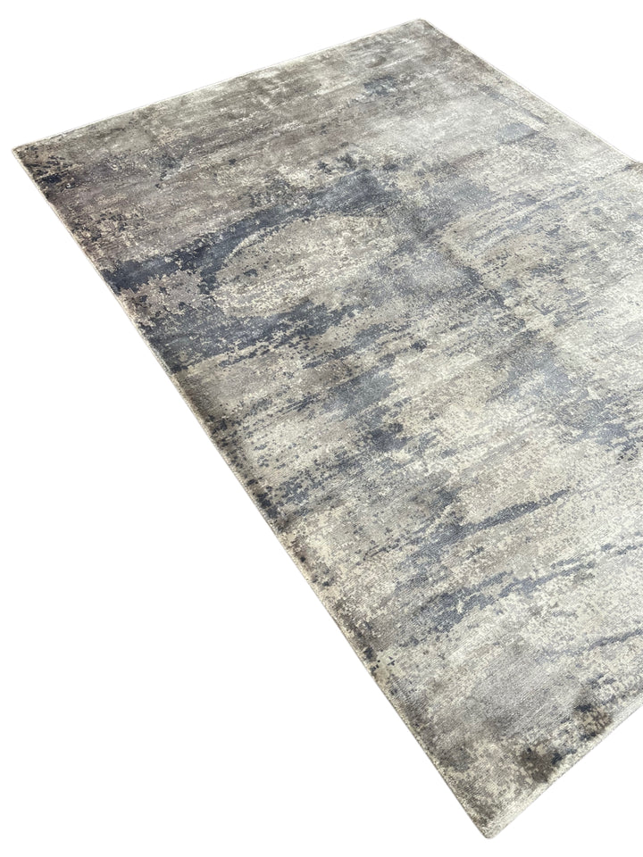Silver Horizon - Dusty Blue &amp; Smoky Lavender Abstract Modern Rug – 5’7” x 7’5”