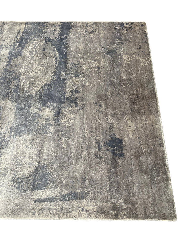 Silver Horizon - Dusty Blue &amp; Smoky Lavender Abstract Modern Rug – 5’7” x 7’5”