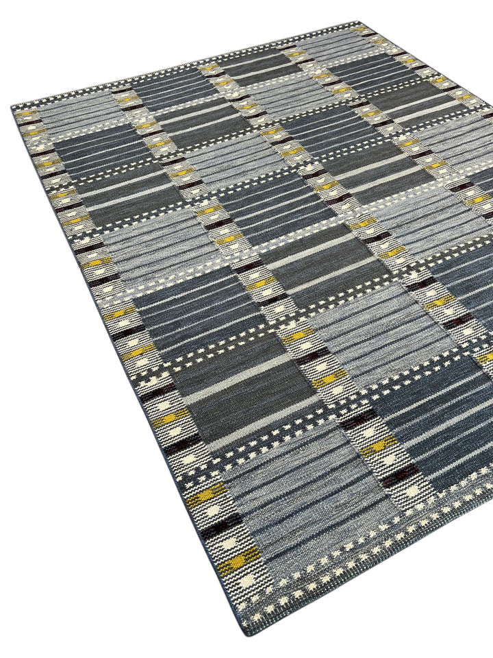 Nordic Mosaic - Denim Blue &amp; Grey Geometric Flatweave Rug – 8’1” x 10’0”