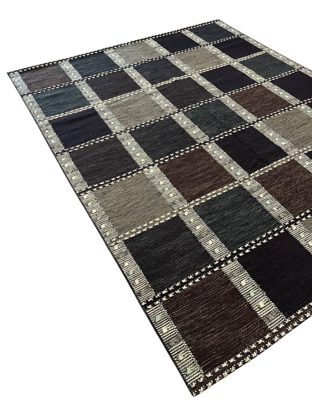 Midnight Tartan - Navy Blue &amp; Charcoal Geometric Flatweave Rug – 8’3” x 10’2”