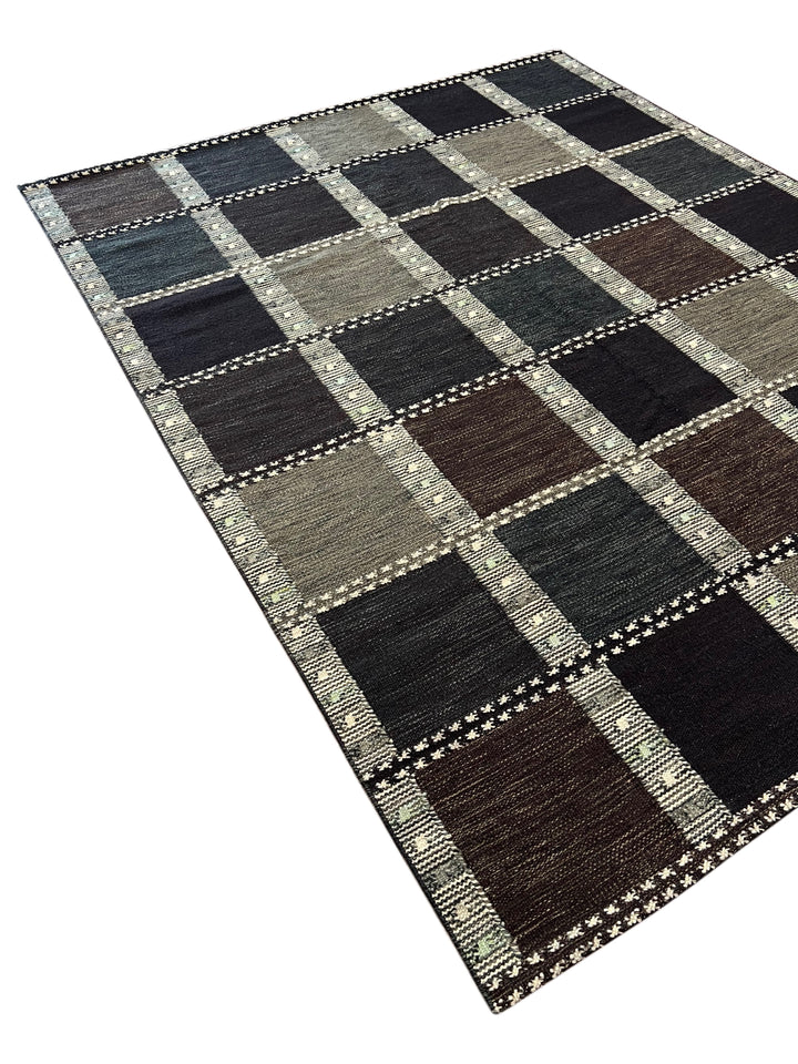 Midnight Tartan - Navy Blue &amp; Charcoal Geometric Flatweave Rug – 8’3” x 10’2”